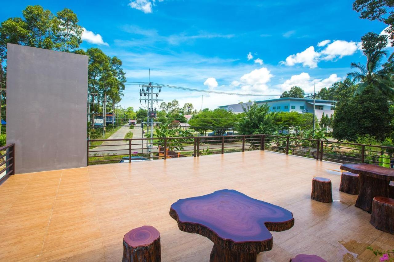 Oyo 515 Fewtor Place 라마이비치 외부 사진